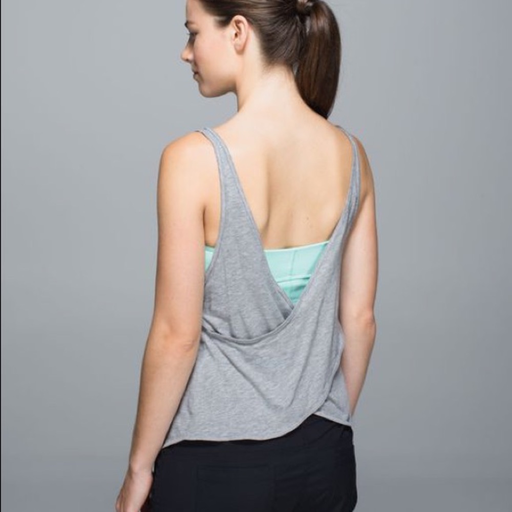 Lululemon twist and turn tank gray mint size 4 new